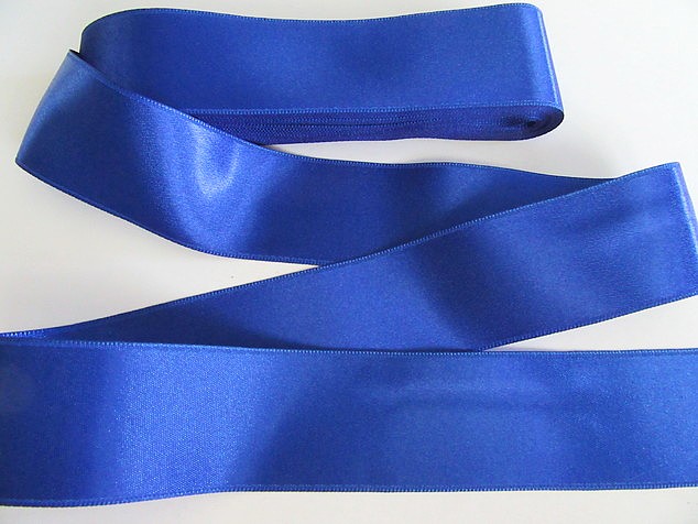 131 SATIN RIBBON 3.8CM - Image 1